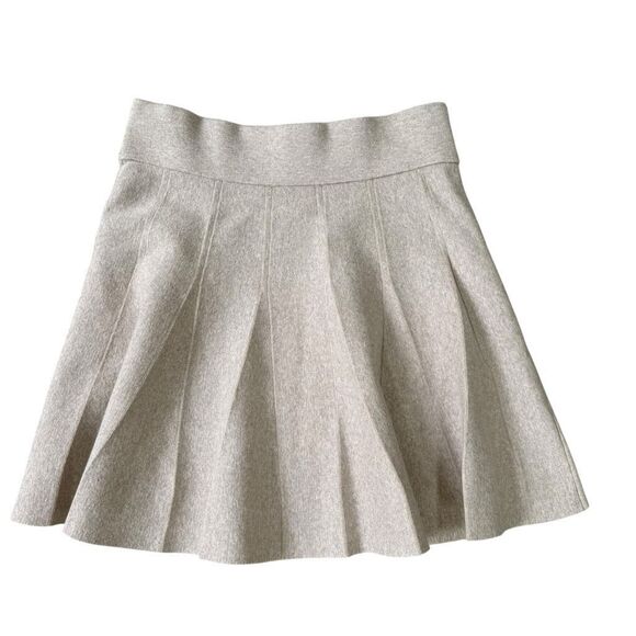 Club Monaco CARLY PLEATED SWEATER skater SKIRT IN PALE OATMEAL size M - Picture 3 of 7